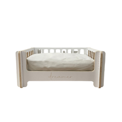 Breeze Design Dog Bed Med White