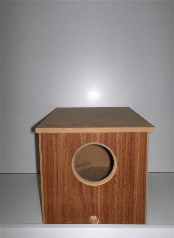 Breeding Box for Small Parrots - Woonona Petfood & Produce