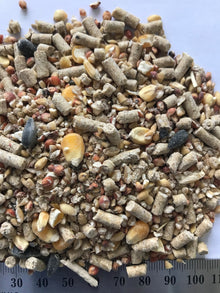 Organic Chicken Scratch Mix 20kg Aus Organic Feeds - Woonona Petfood & Produce