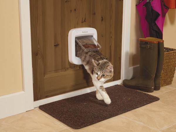 Petsafe Smart Flap Microchip Cat Flap White - Woonona Petfood & Produce